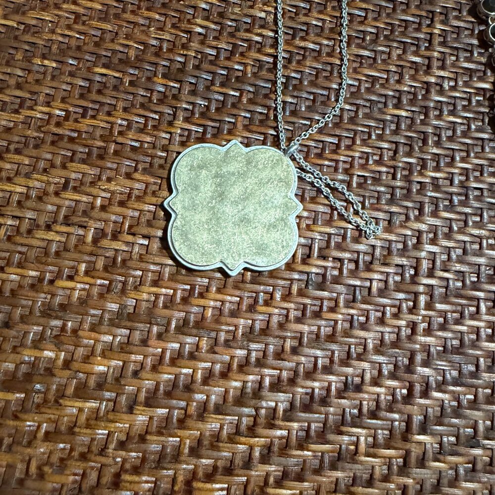 Chic Multi-Color Necklace Collection - Picture 4 of 13